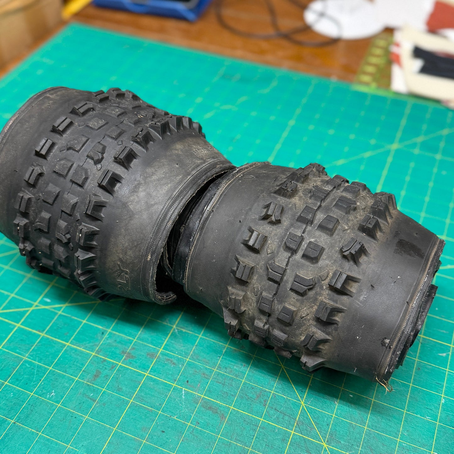 2 Surly Dirt Wizards 27.5 *USED*